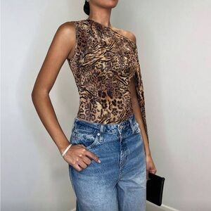 Leopard Print One-Shoulder Top